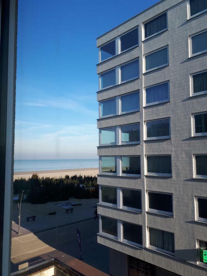 Appartamento Shamrock Oostduinkerke Esterno foto