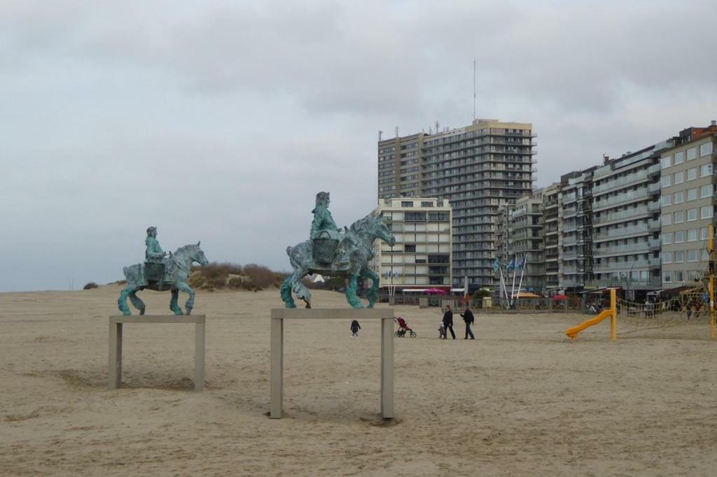 Appartamento Shamrock Oostduinkerke Esterno foto